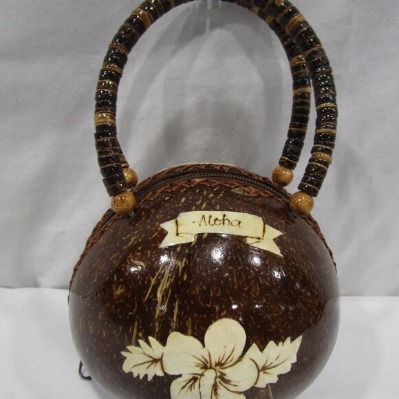 Handcrafted Hawaiian Coconut Shell clutch purse, beaded handle, Hibiscus, Aloha - Picture 2 of 6